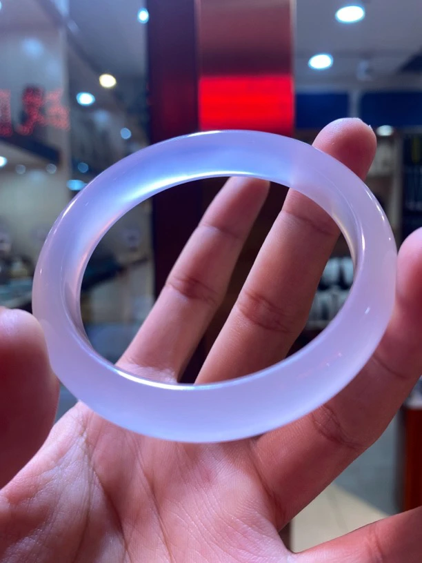 天然玛瑙高冰透手镯