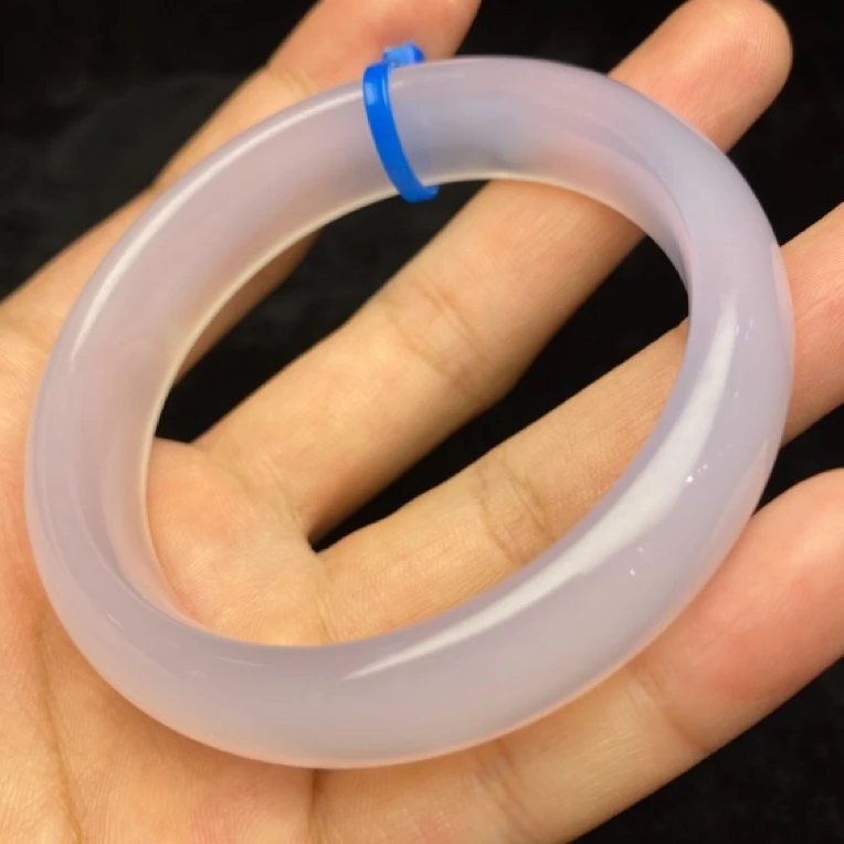 紫罗兰玛瑙淡紫手镯