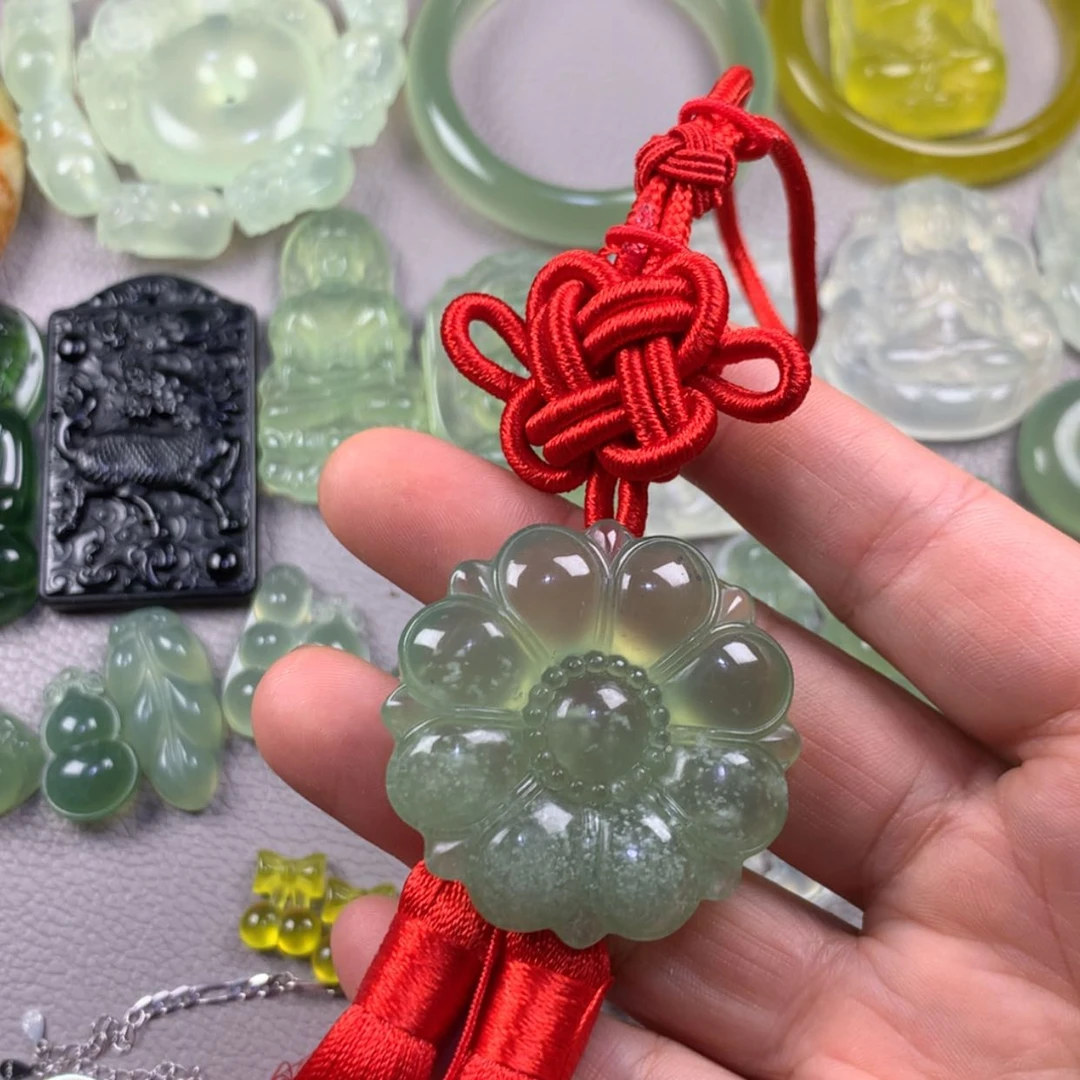 【闪购商品】蛇纹石玉装饰品未镶嵌汤*学