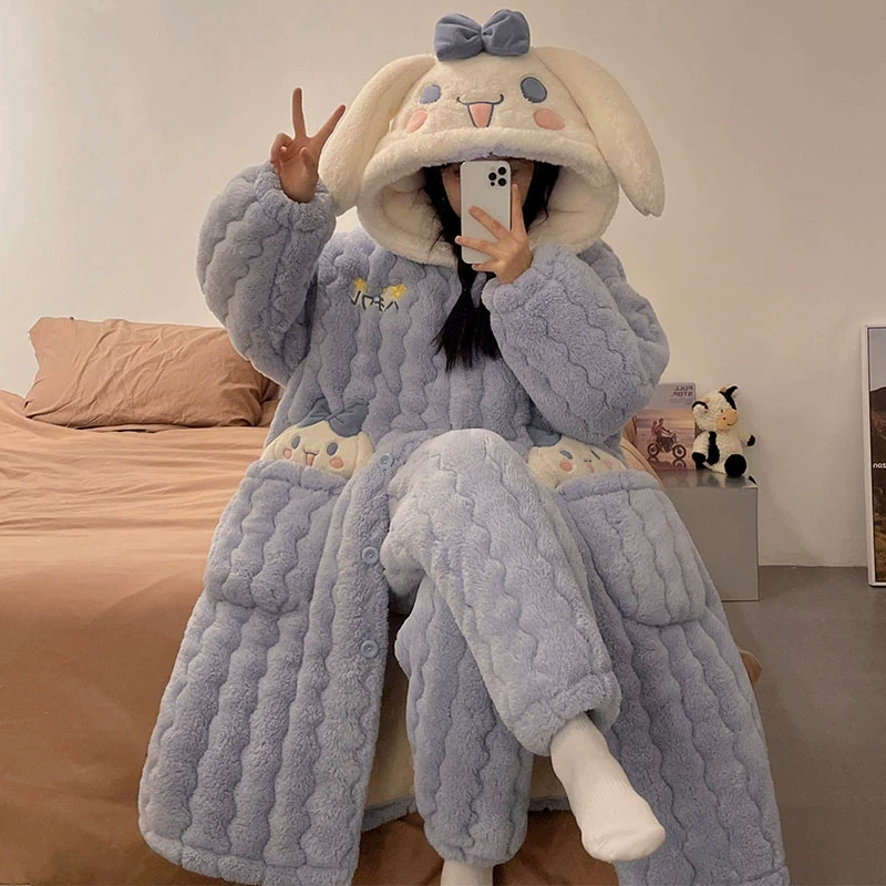 睡袍女款三层夹棉袄秋冬季2024新款卡通睡衣珊瑚绒加厚冬天家居服