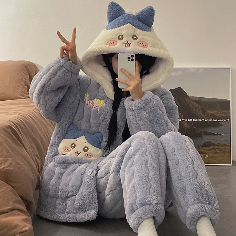 睡衣女三层夹棉秋冬季可爱chiikawa吉伊卡哇珊瑚绒加厚保暖家居服