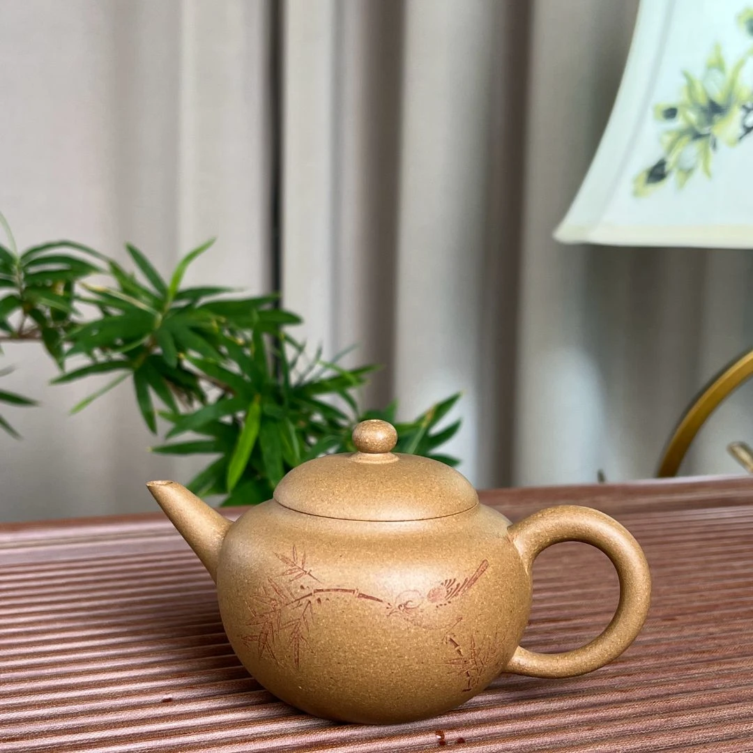 宜兴紫砂壶 老段泥 铁画轩款水平 150ml