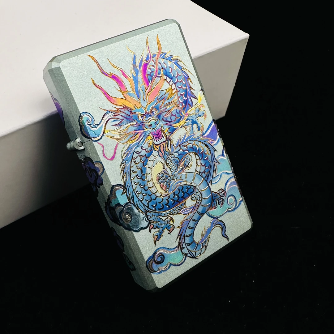 加长青龙青花瓷淡雅纯钛手雕去造出品打火机