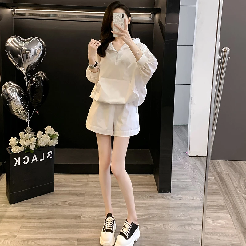 潮牌夏季小个子跑步炸街两件套女时尚防晒衣阔腿短裤休闲运动套装