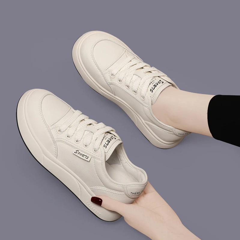 真皮小白鞋女款2025新款爆款百搭洋气软底旅游鞋夏季运动休闲板鞋