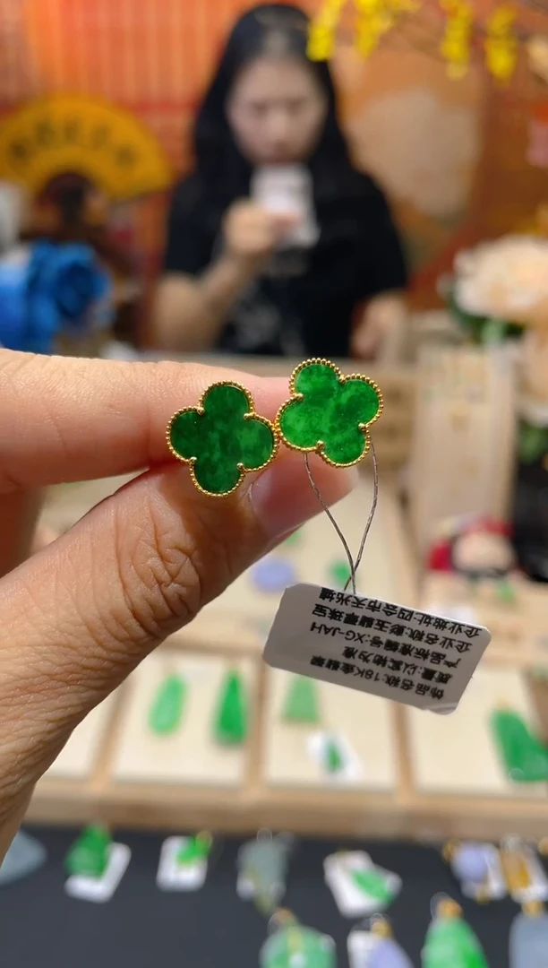 【闪购商品】翡翠颈饰18K金镶嵌假一赔三