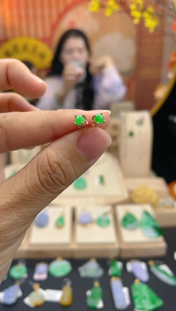 【闪购商品】翡翠颈饰银S925镶嵌多样性发货 发其一