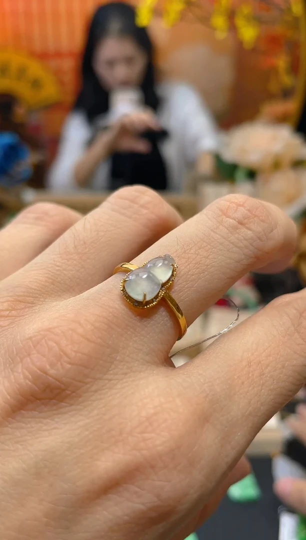 【闪购商品】翡翠颈饰18K金镶嵌假一赔三