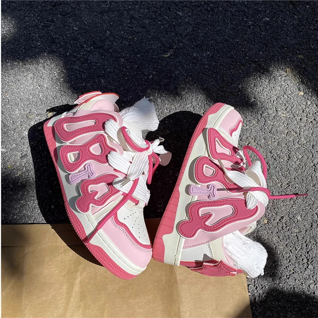 多巴胺港风字母面包鞋中帮板鞋厚底增高白色休闲鞋学生时尚冬季