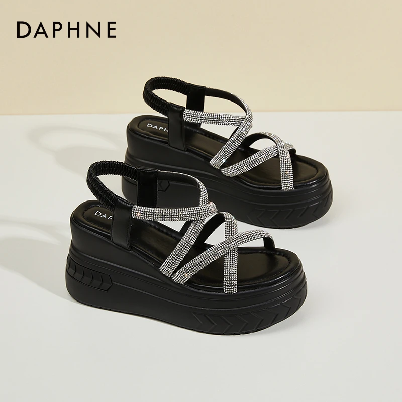 达芙妮坡跟罗马凉鞋外穿2025夏季厚底透气增高仙女风配裙子凉拖鞋