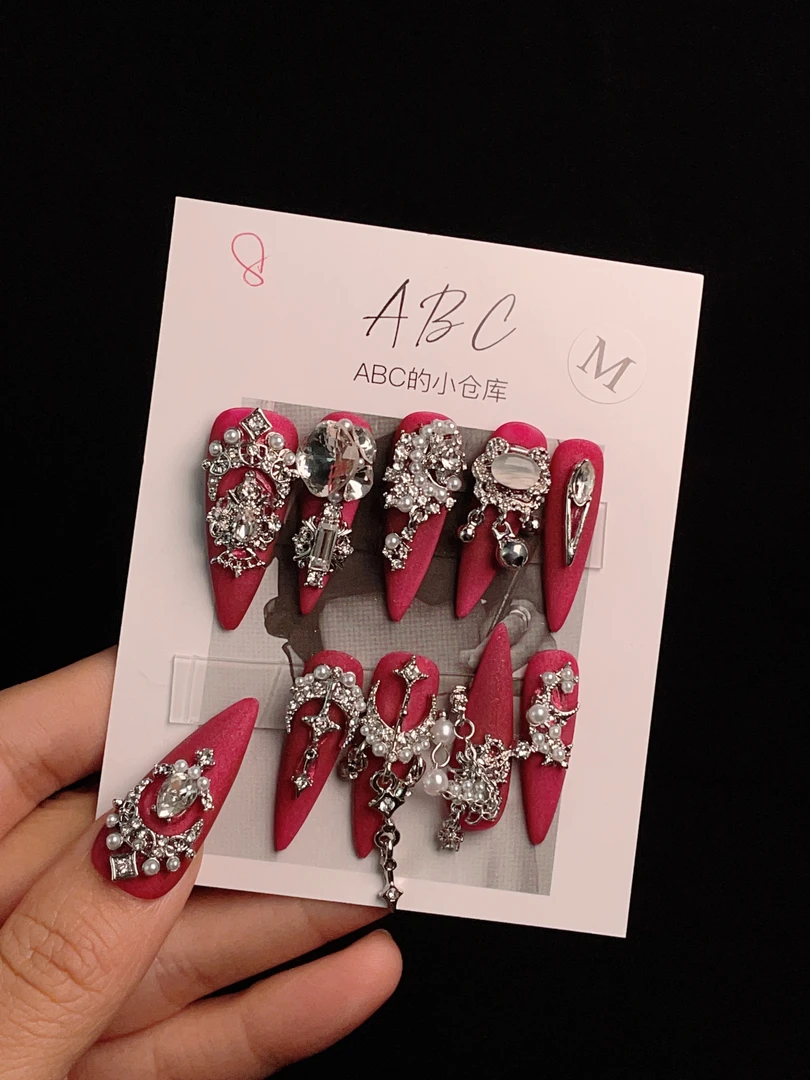 玫红丝绒长尖原创苗疆系列