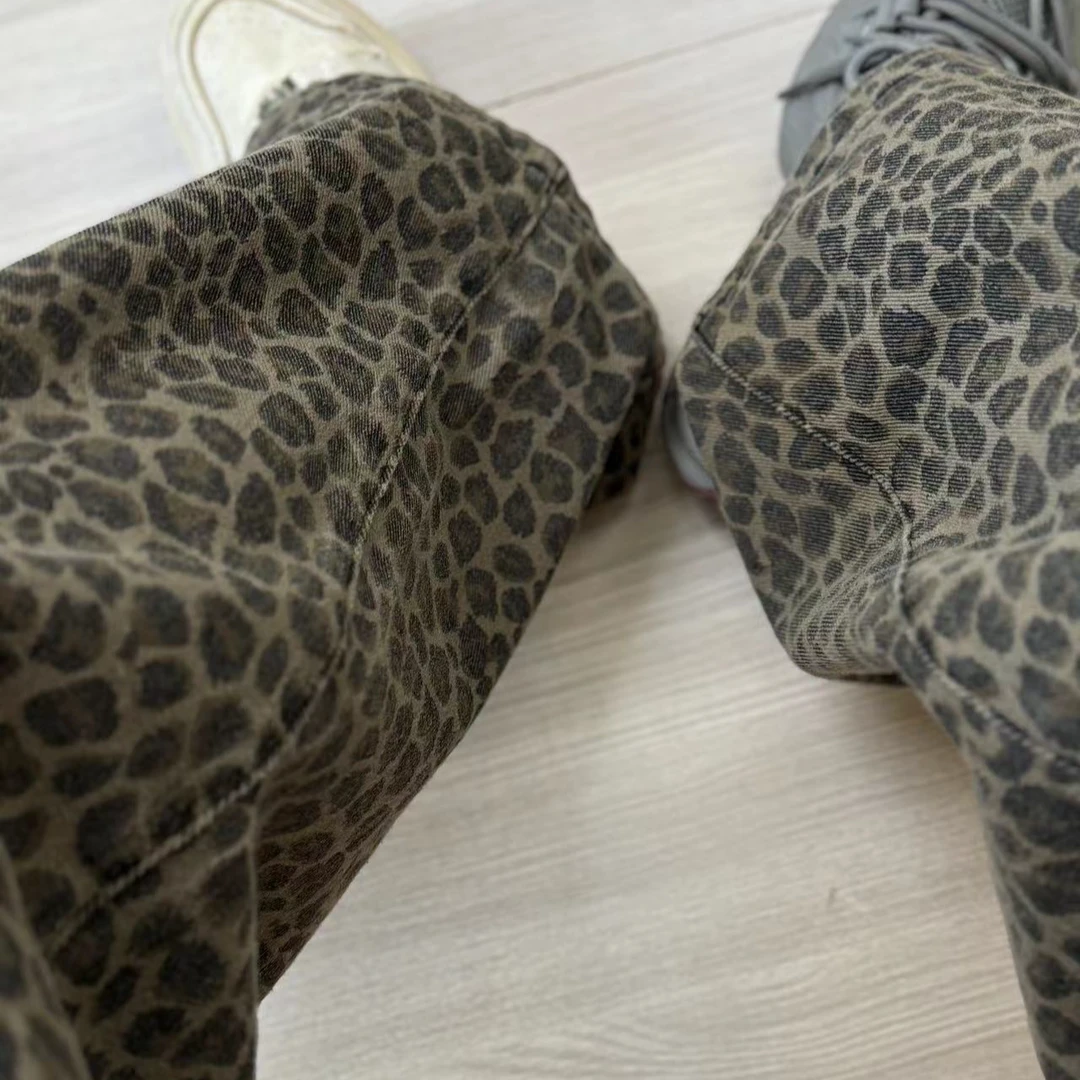 思思自留豹纹裤子不讲解