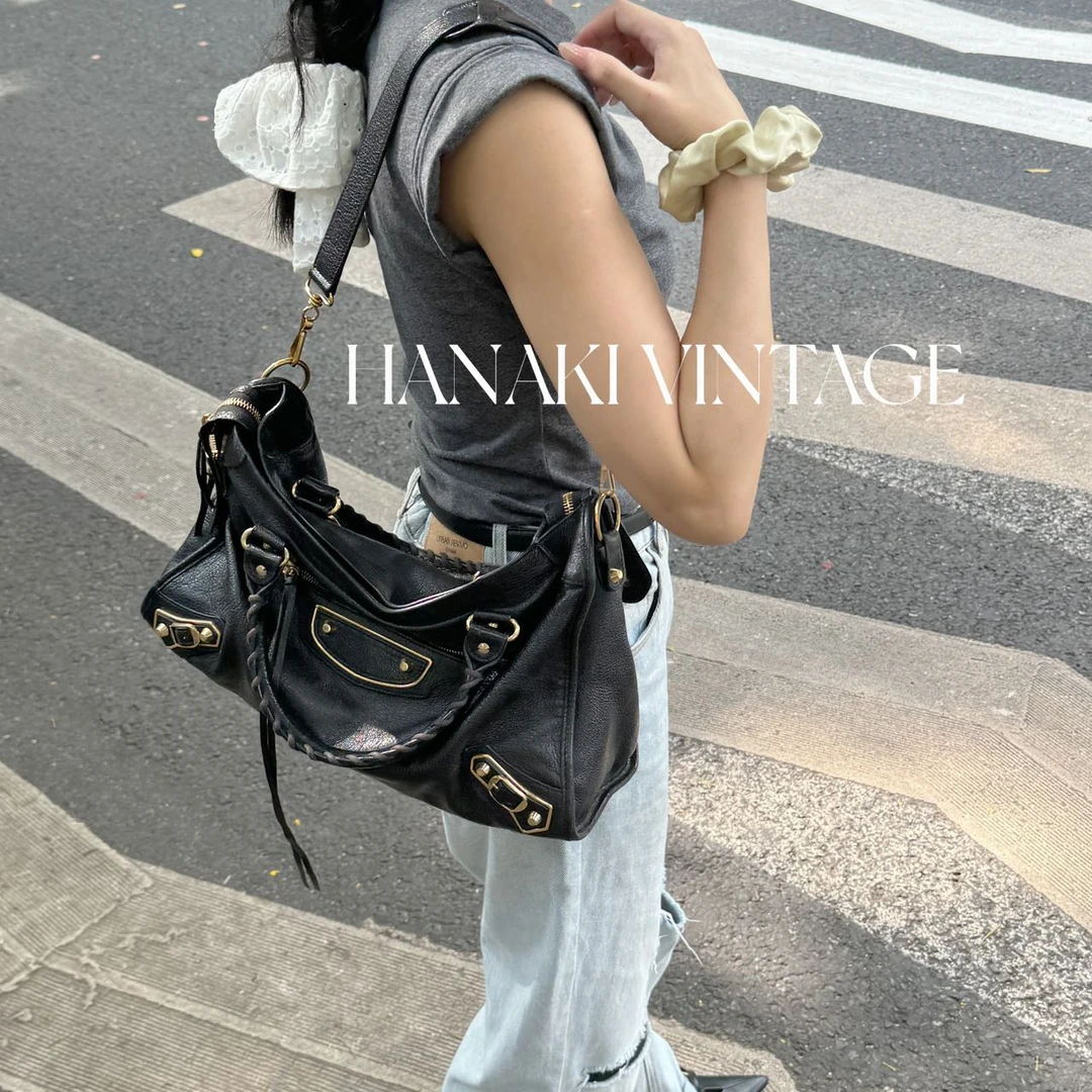 95新 Balenciaga/巴黎世家 花绮中古/巴黎世家黑金city单肩包