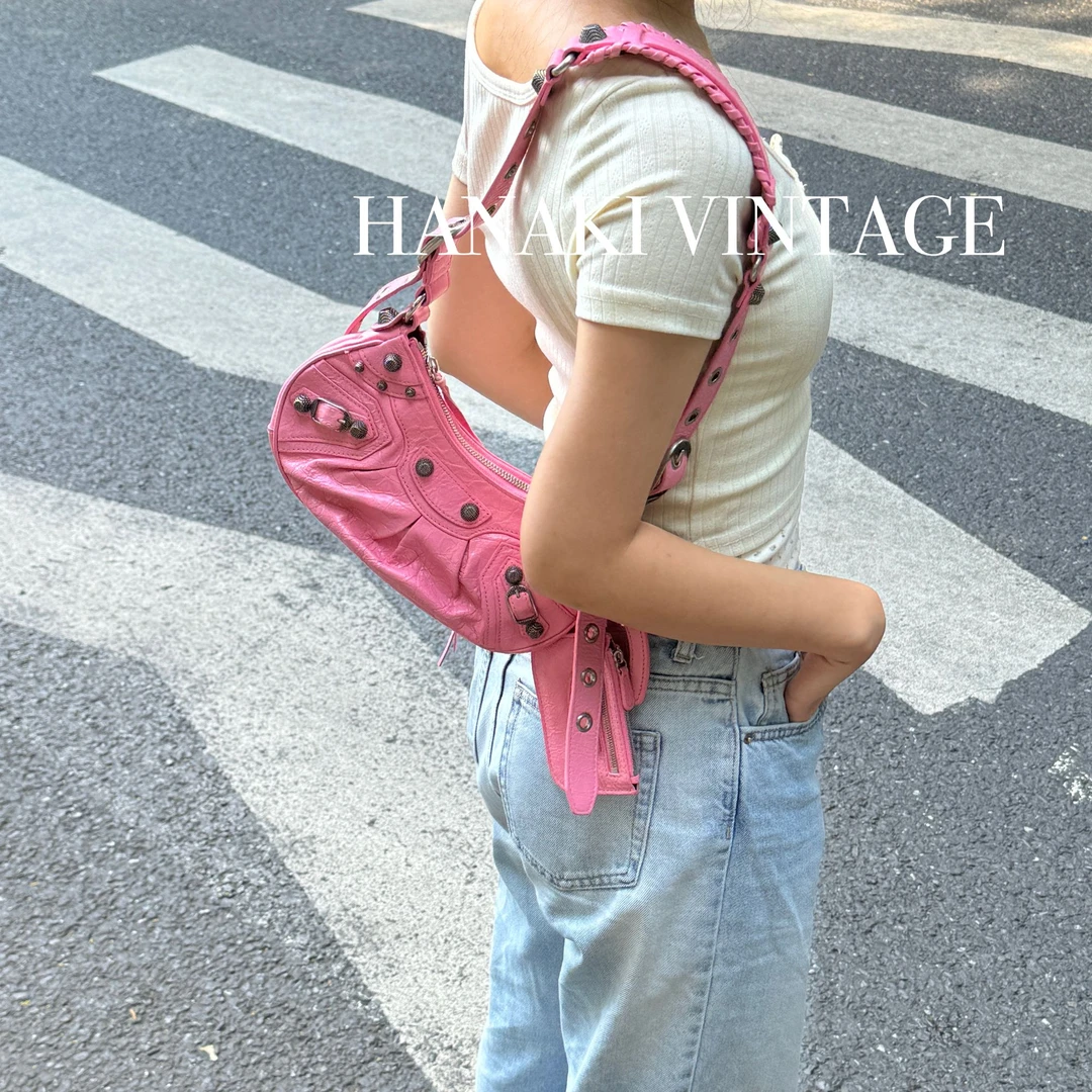 95新 Balenciaga/巴黎世家 花绮中古/巴黎世家XS号粉色月牙单肩包