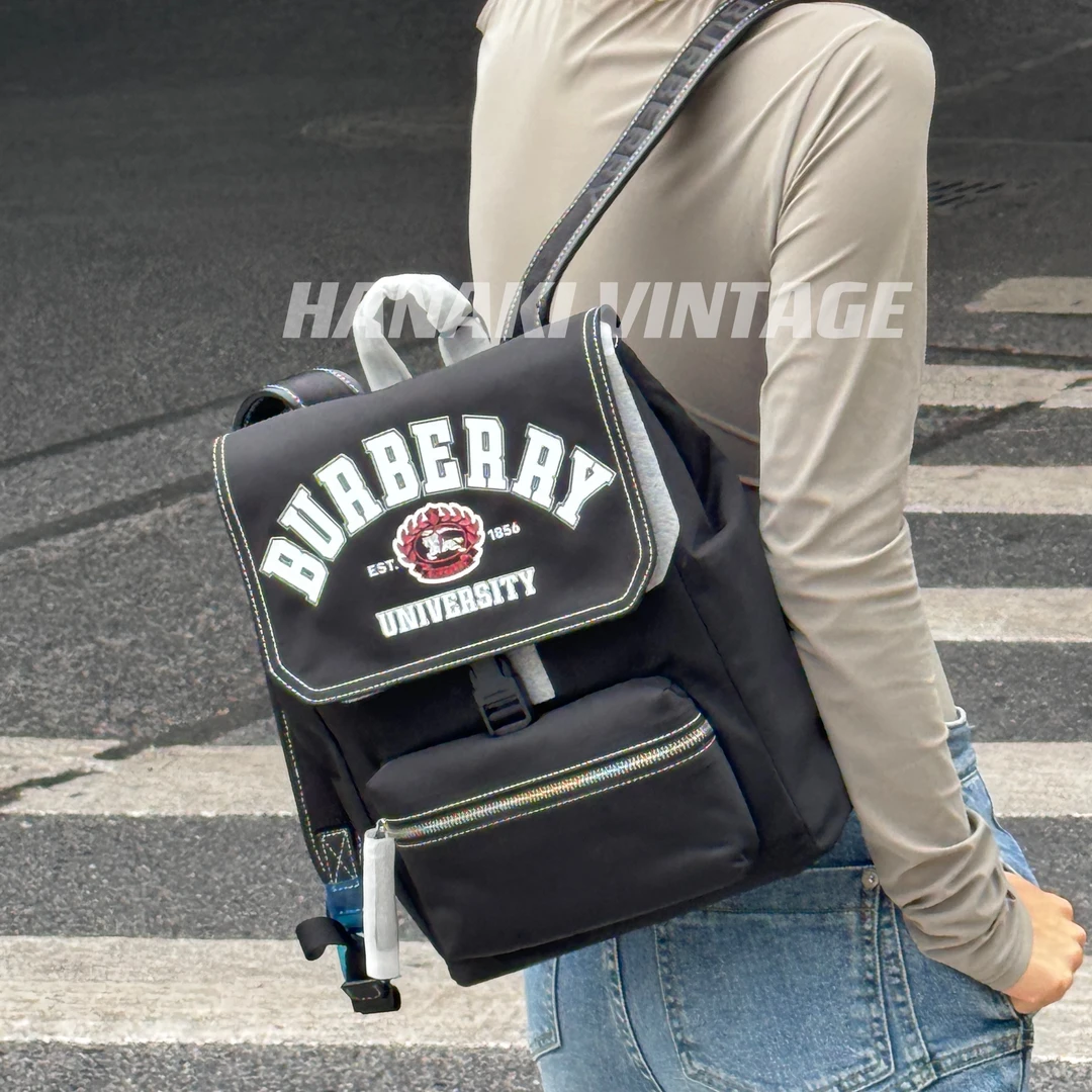 全新未使用 BURBERRY/博柏利 花绮中古/巴宝莉黑色双肩包/95新