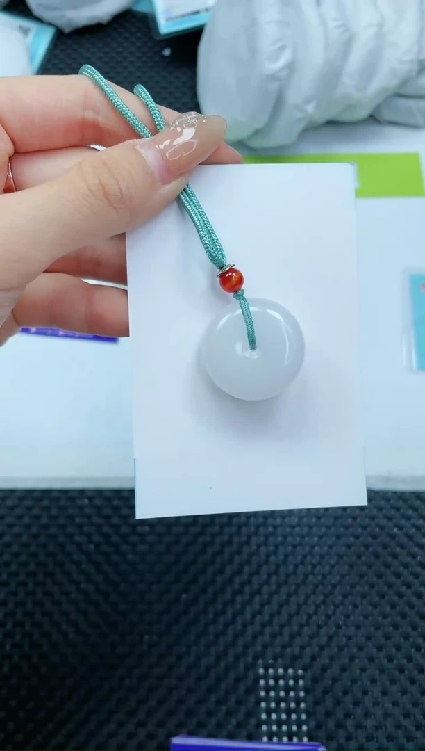 【闪购商品】石英质玉手镯未镶嵌挂件平安扣