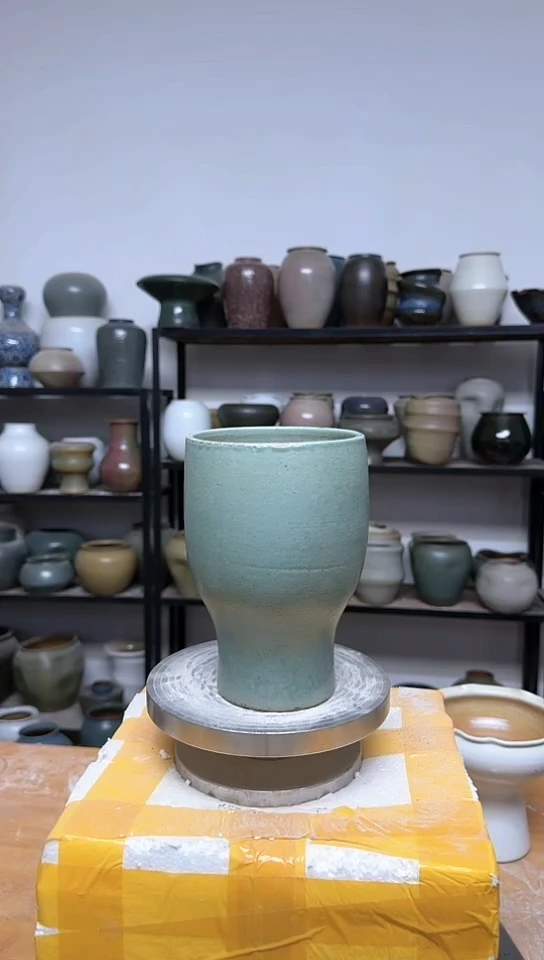 【闪购商品】陶瓷20CM以下27-高19口11瑕无孔