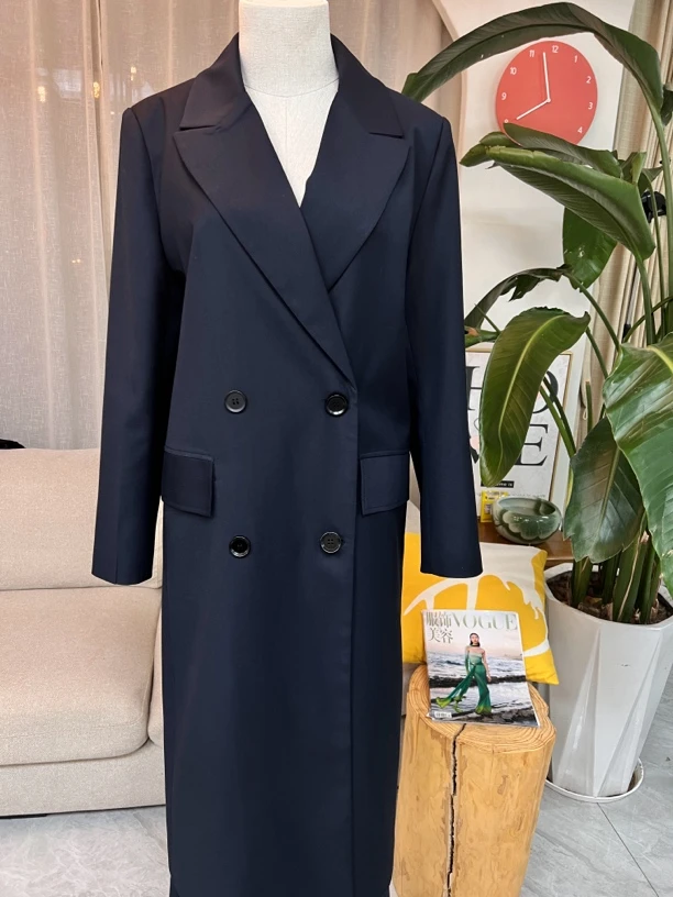 秋季浪漫开始    秋款百搭长款双排扣西服款风衣