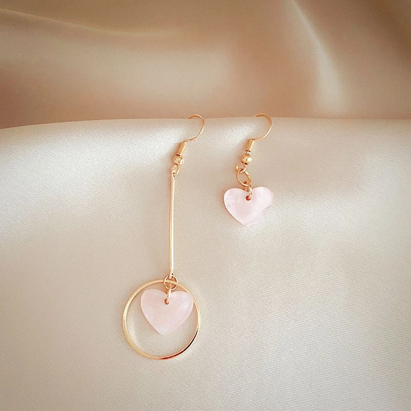 合金耳饰 法式超仙耳环奢华耳线百搭小众新款高级耳饰爱心简约