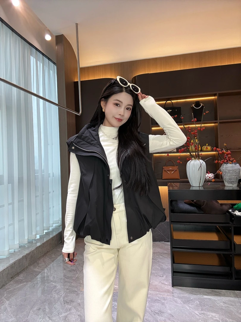 【亚楠本楠】鹅绒服冲锋马甲无袖羽绒服3093