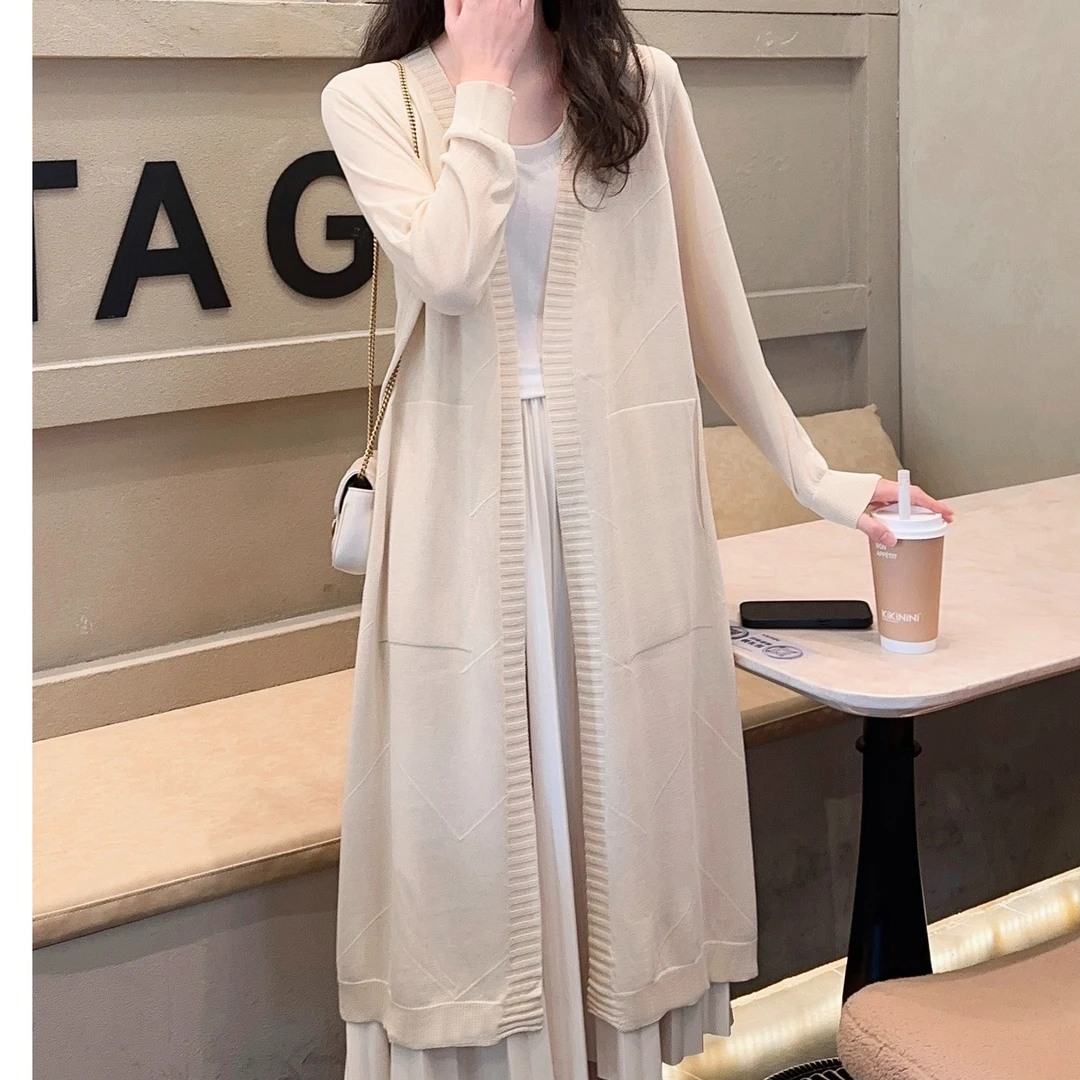 大码女装新款女简约风针织外搭薄款宽松防晒空调时尚休闲长款开衫