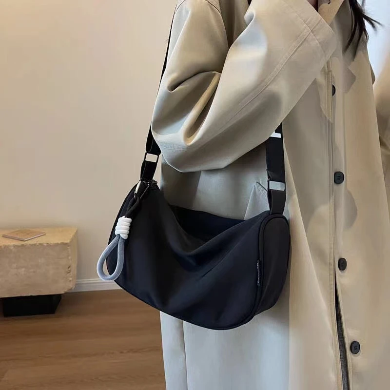 【贵妃】 a1604 2025年新年礼物复古通勤大容量单肩包