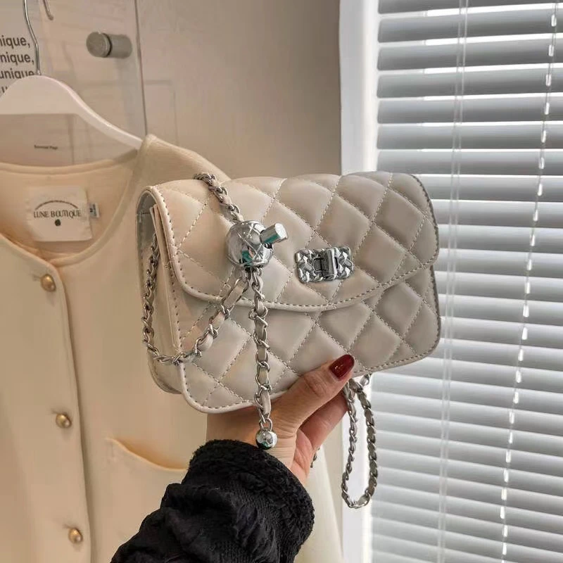 【贵妃】a1207蛇年新款冬季新款高端时尚户外百搭女包