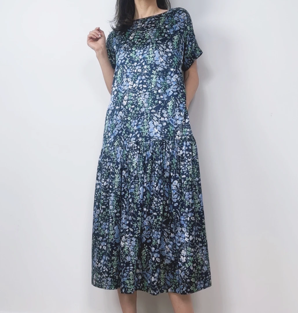 [莫奈花园] 桑蚕丝女士气质显瘦遮肉碎花一字领宽松连衣裙