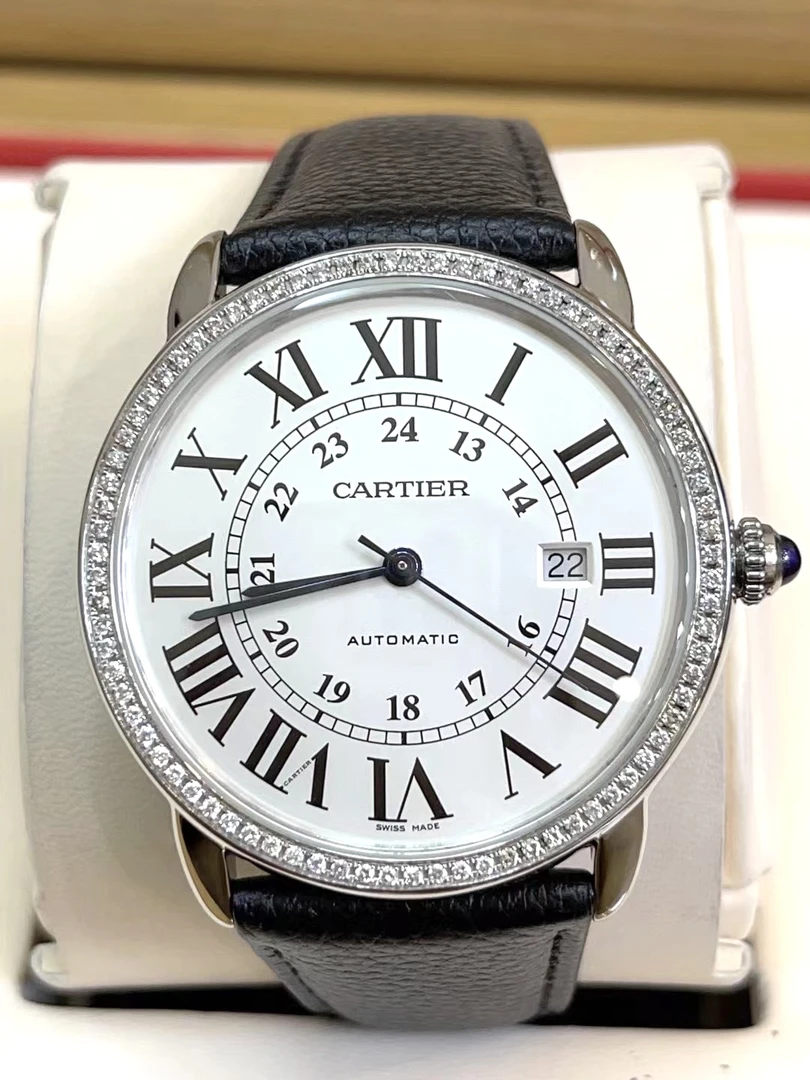 95新 Cartier/卡地亚 男士自动机械/表径42/后镶钻/工价29100
