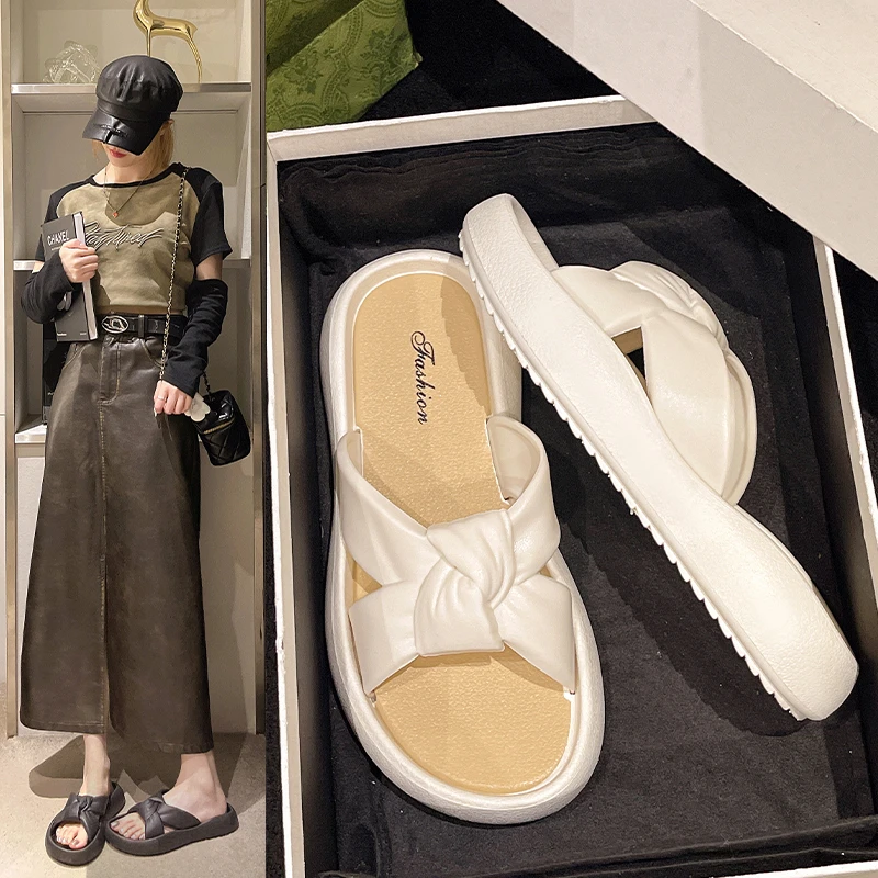 时尚拖鞋女外穿夏季网红法式高级感百搭配裙子度假沙滩凉拖鞋厚底