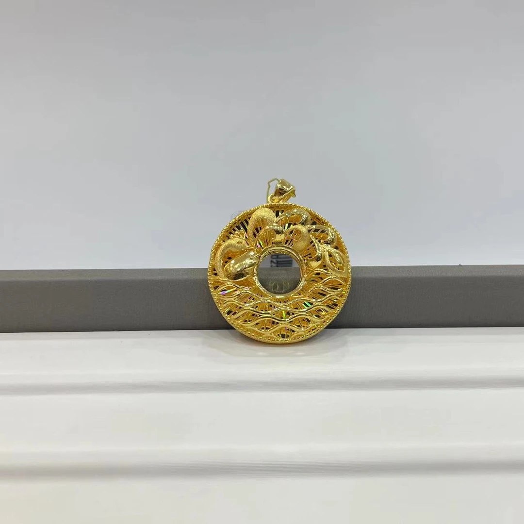 【金源珠宝】足金999.9 镭射孔雀花丝平安扣黄金吊坠  10.37 10.59