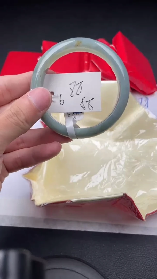 【闪购商品】翡翠手镯未镶嵌57