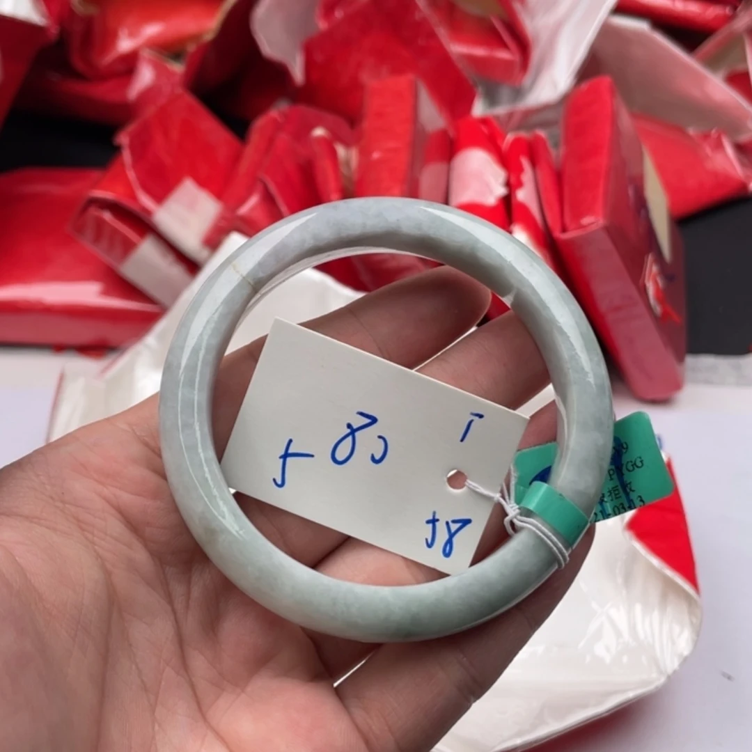 【闪购商品】翡翠手镯未镶嵌T***y