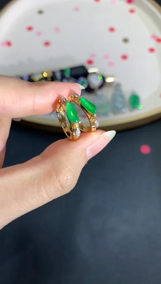 【闪购商品】翡翠耳饰18K金镶嵌S24|9800