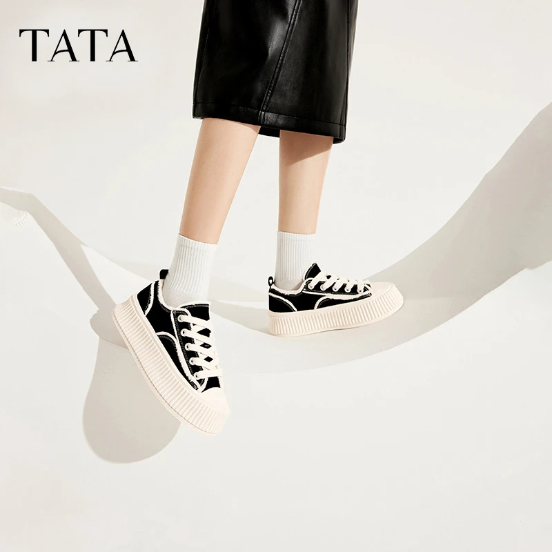Tata/他她春季系带时尚休闲百搭经典厚底板鞋女新款DWDT1AM4