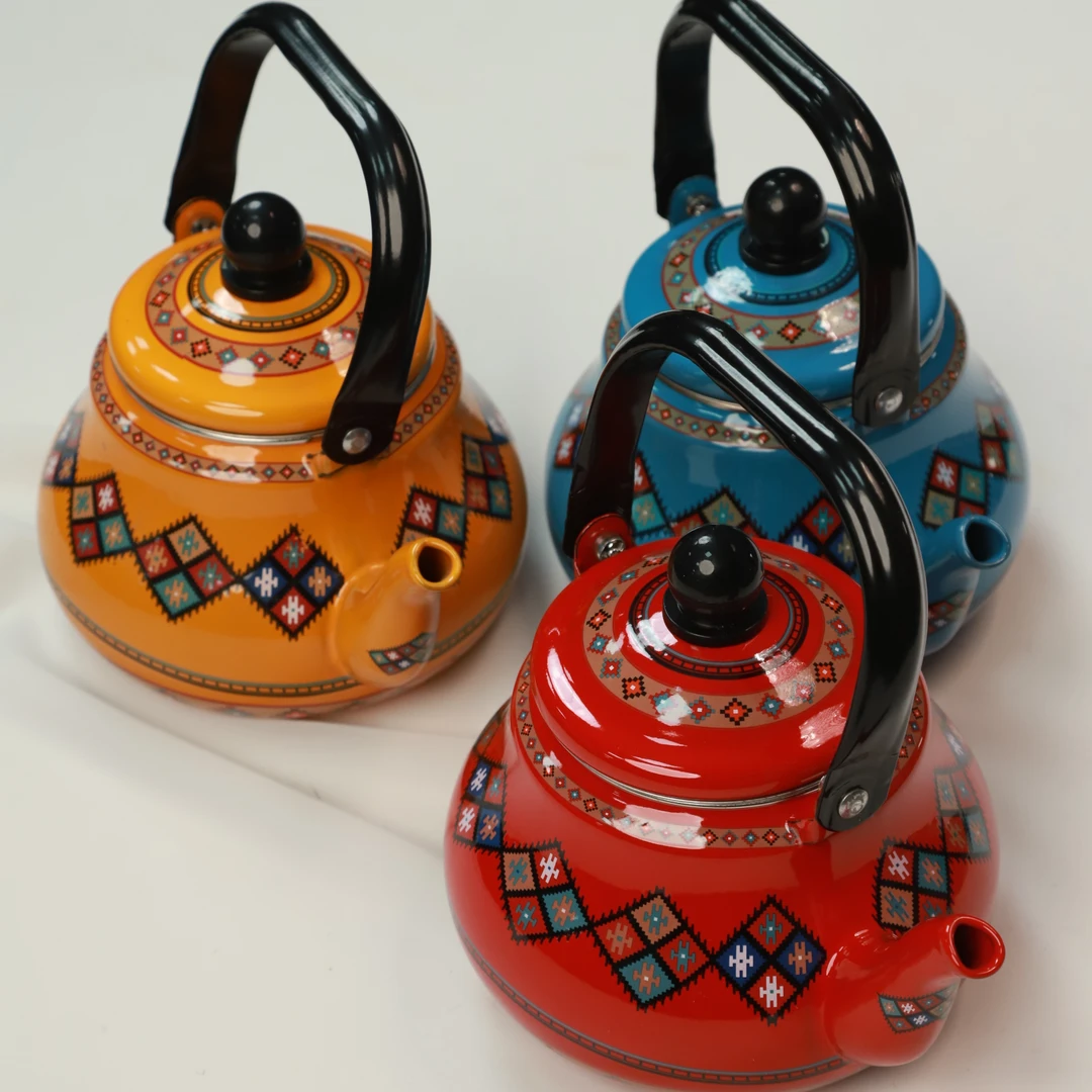 特色民族花纹烧水壶