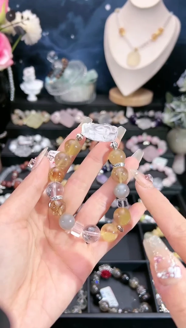 【闪购商品】水晶手链未镶嵌96多样性发货发其一