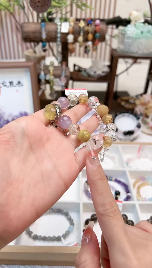【闪购商品】水晶手链未镶嵌22天然手链简约多样性发货发其一