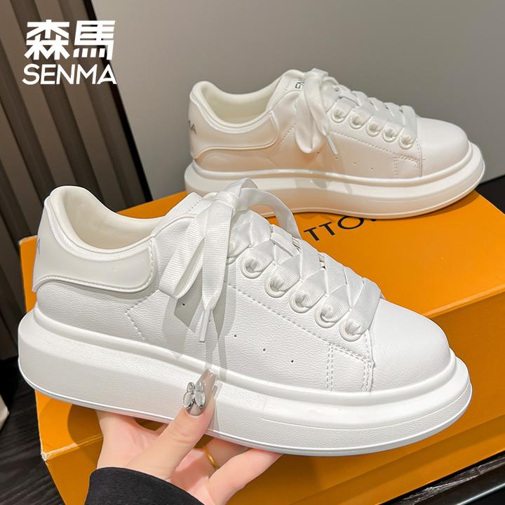 森马麦昆小白鞋女2024新款潮流厚底增高板鞋显高休闲隐形秋冬鞋子