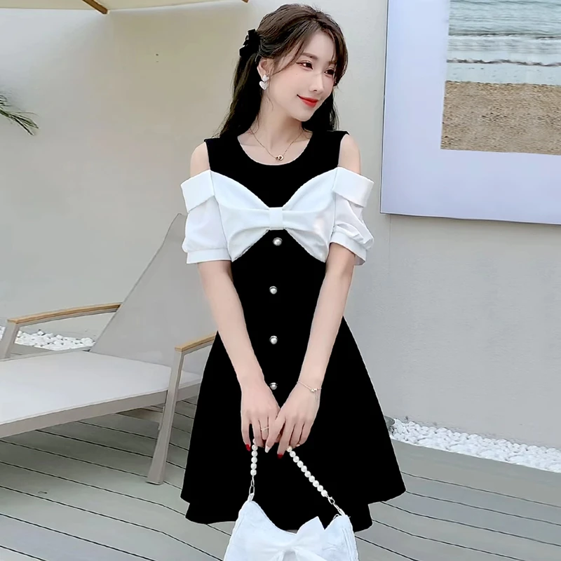 通勤小香风甜美黑色显瘦拼色假两件露肩小个子连衣裙女夏季款1031