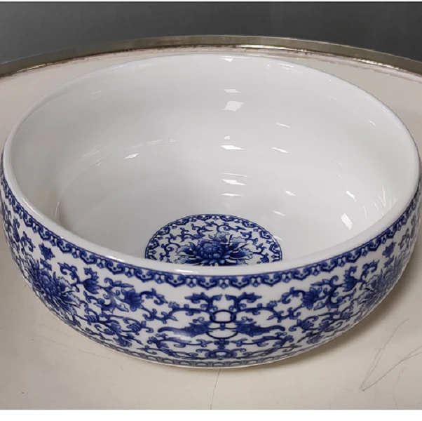 A153缠枝莲青花茶洗