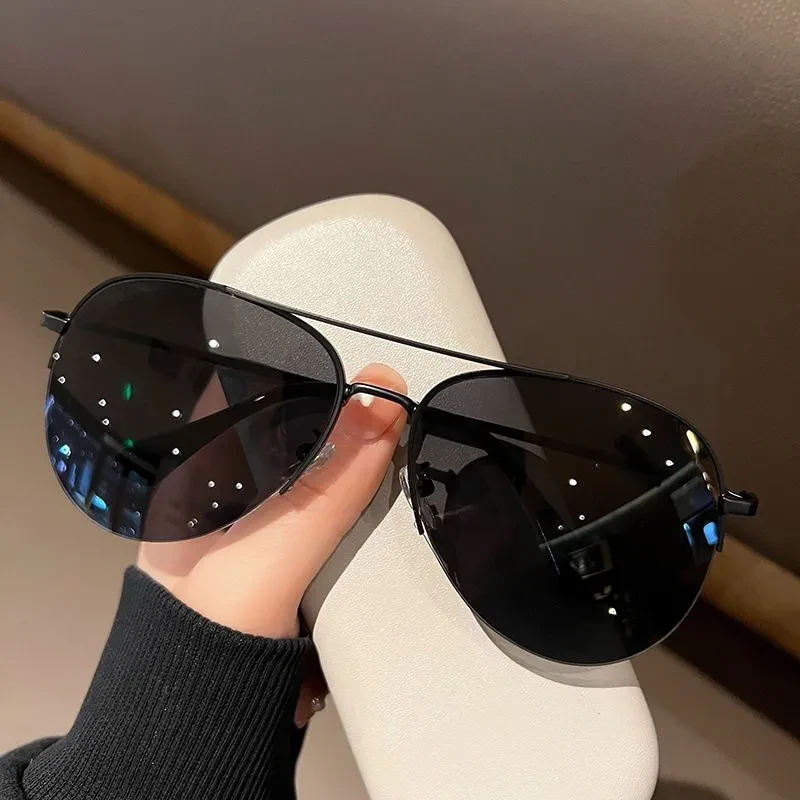 新上飞行员墨镜男女百搭大脸显瘦开车防紫外线蛤蟆镜个性半框太阳