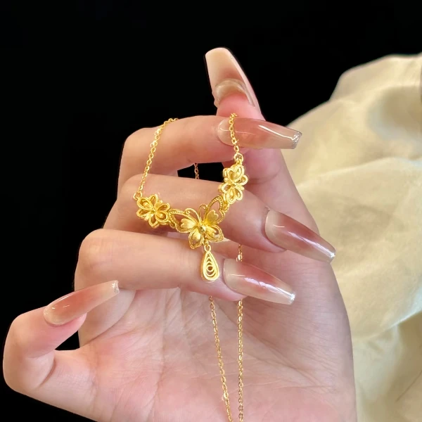 铜合金项链 新中式国风蝴蝶生花项链女精美百搭气质花嫁锁骨链