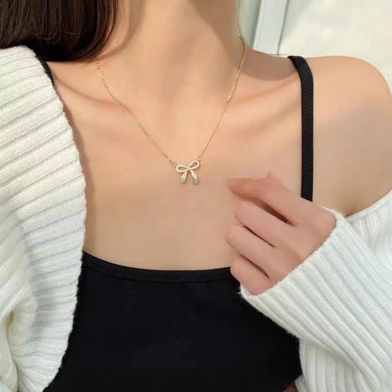 钛钢项链 网红高级感蝴蝶结项链女小众轻奢时尚饰品气质锁骨链ins