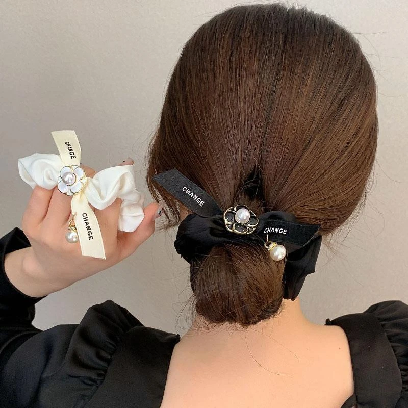 法式山茶花仿珍珠大肠发圈女网红扎头发橡皮筋复古简约发绳皮套头