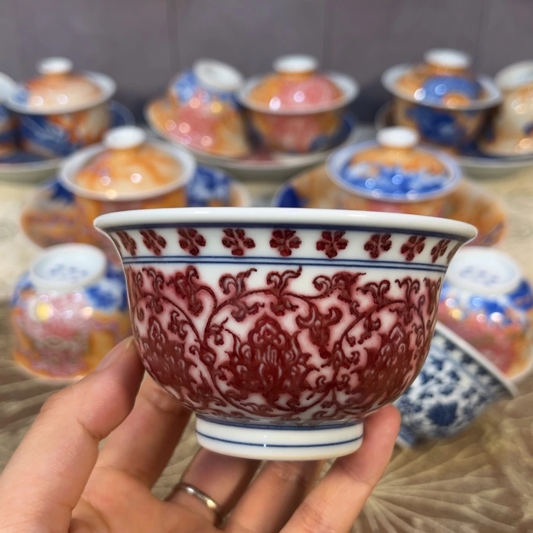杯永乐釉里红缠枝莲大压手