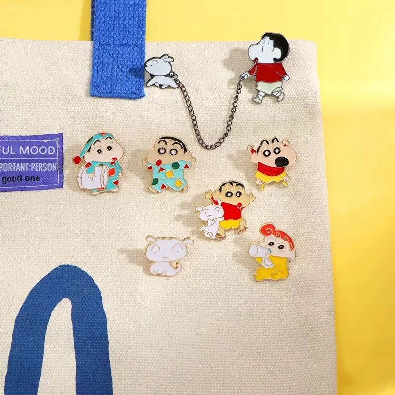 合金胸针 蜡笔小新卡通胸针日系可爱动漫金属徽章衣服包装饰勋章