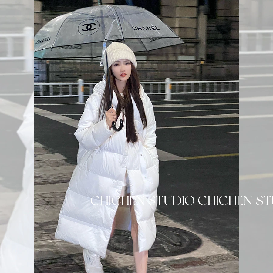 CHICHEN/晨妍-《暖气羽绒》冬季90绒中长款连帽羽绒服