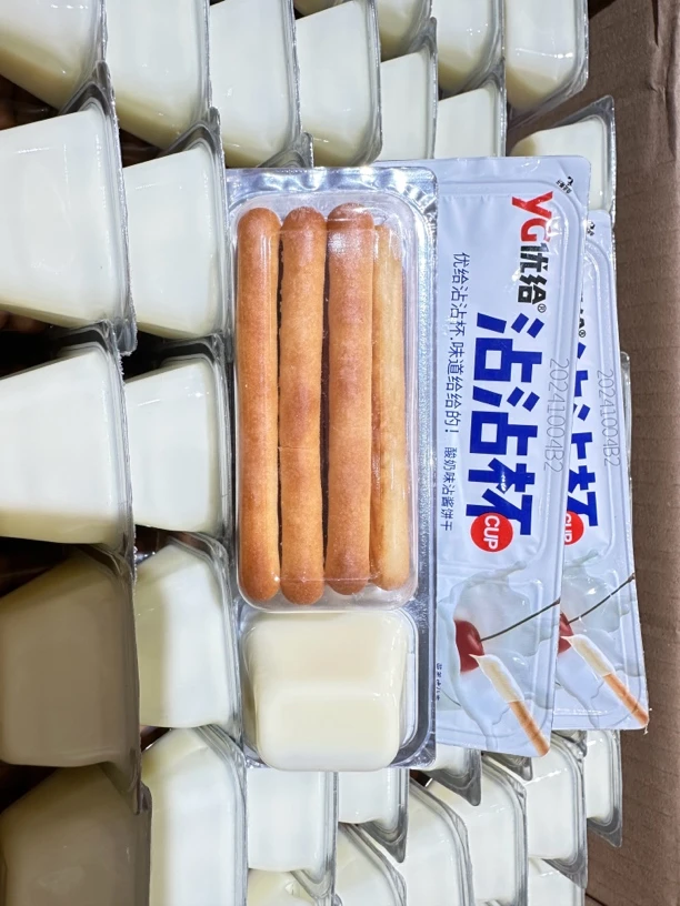 优给草莓巧克力酸奶沾沾杯番茄味麦薯条饼干蘸酱手指休闲零食袋装