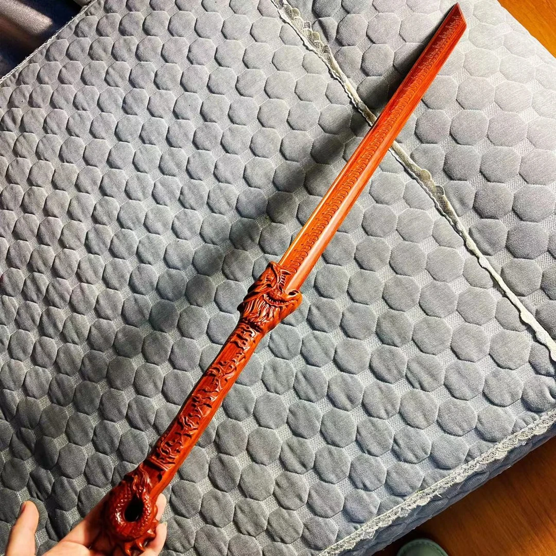 滕厂长推荐精雕“刀剑“”摆件